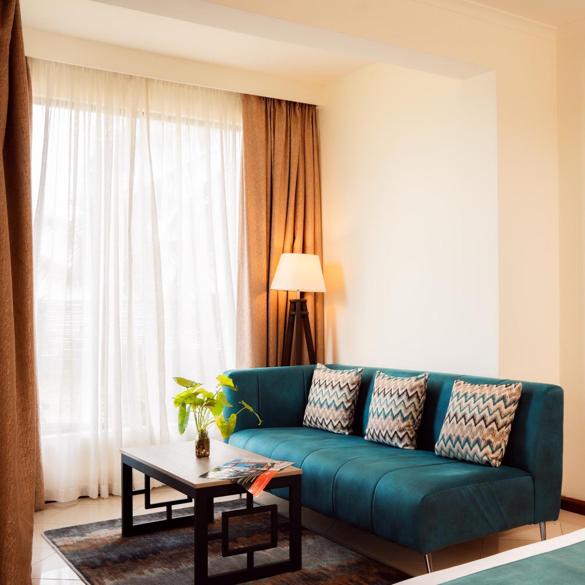 White Sands Hotel Dar-es-Salaam Eksteriør bilde